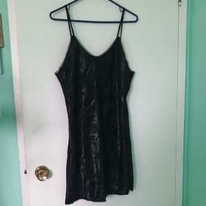 Dormelle Black Slip